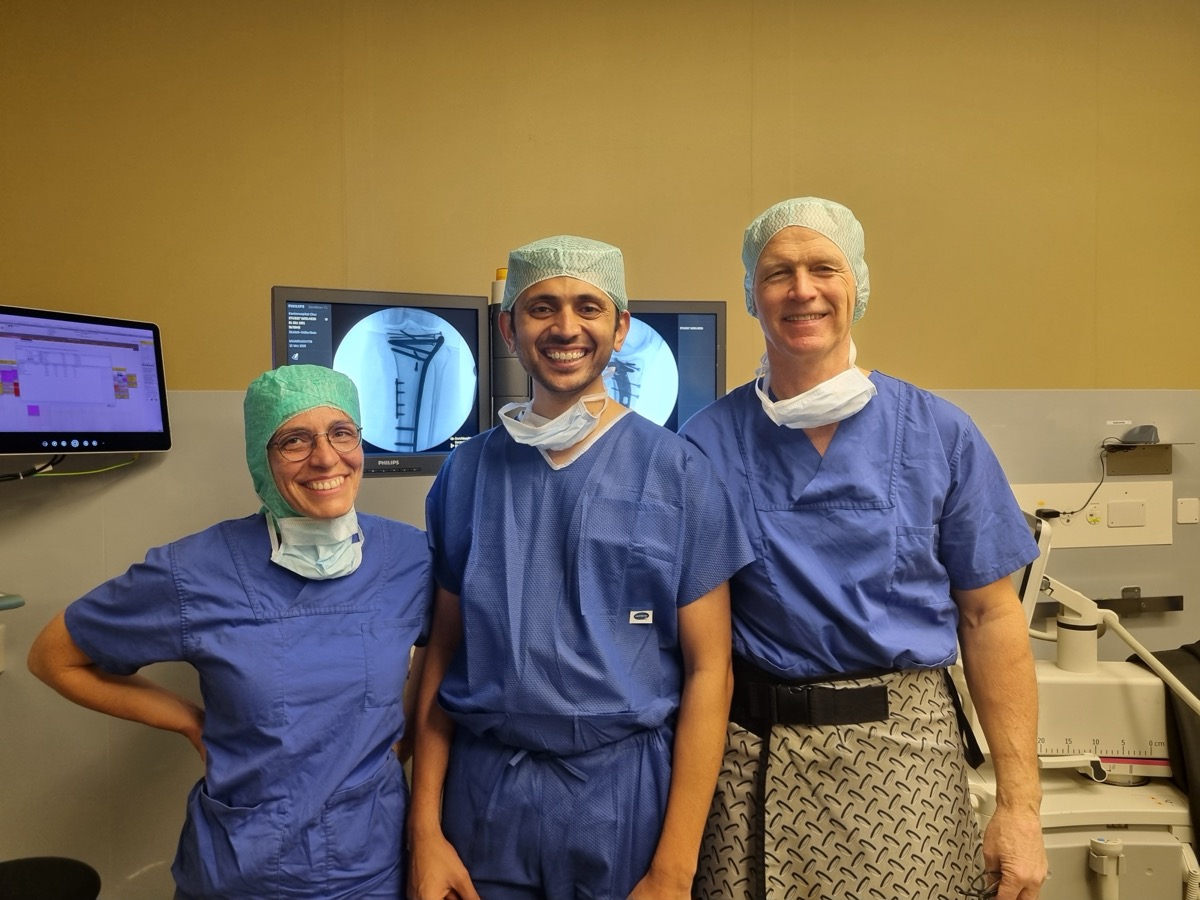 Dr. Raghav Suthar - Hospital & Consultation